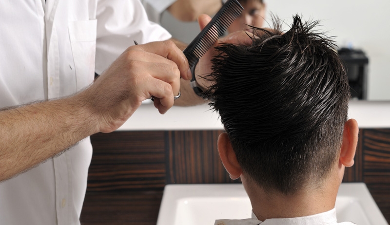 coiffure simple avec une frange